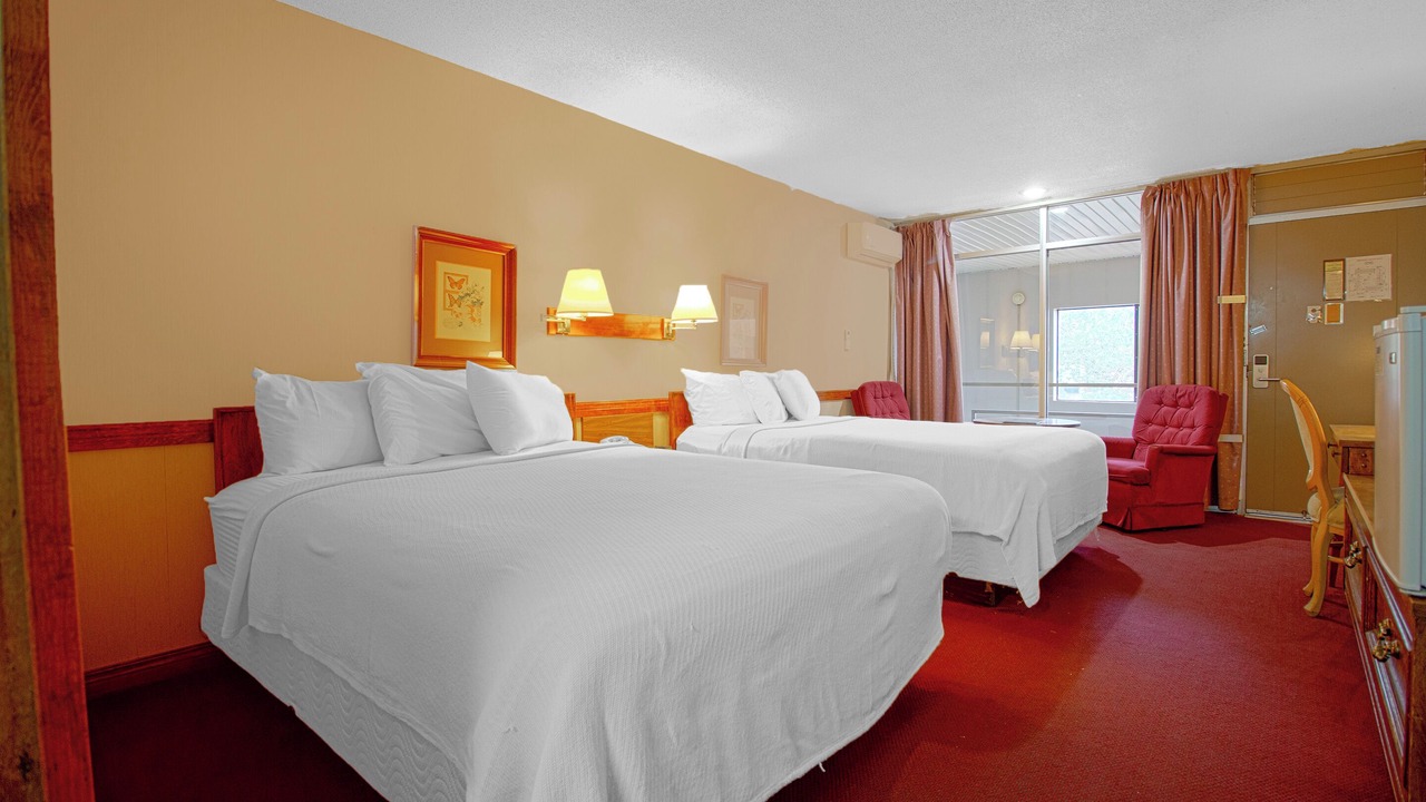Photo of Bedroom in Liberal