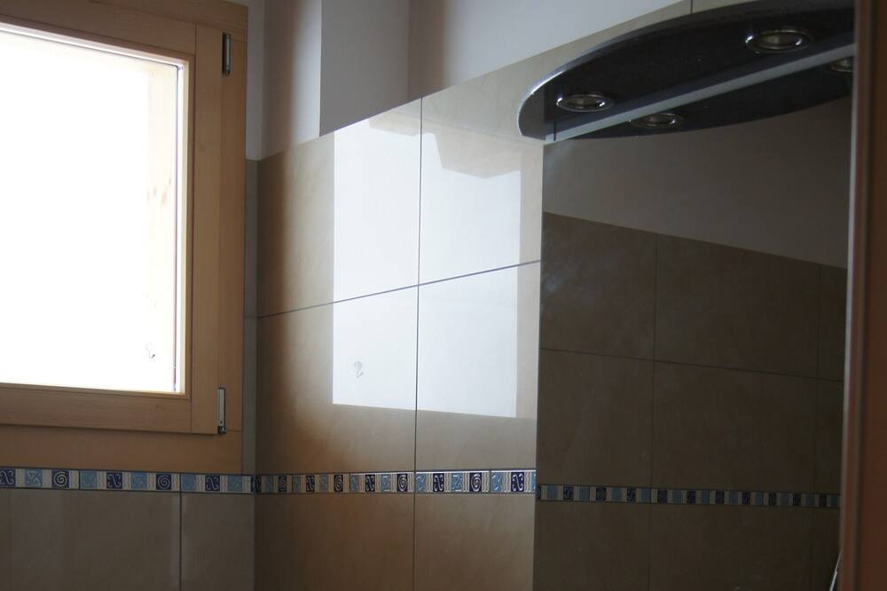 Photo of Bathroom in Zweisimmen