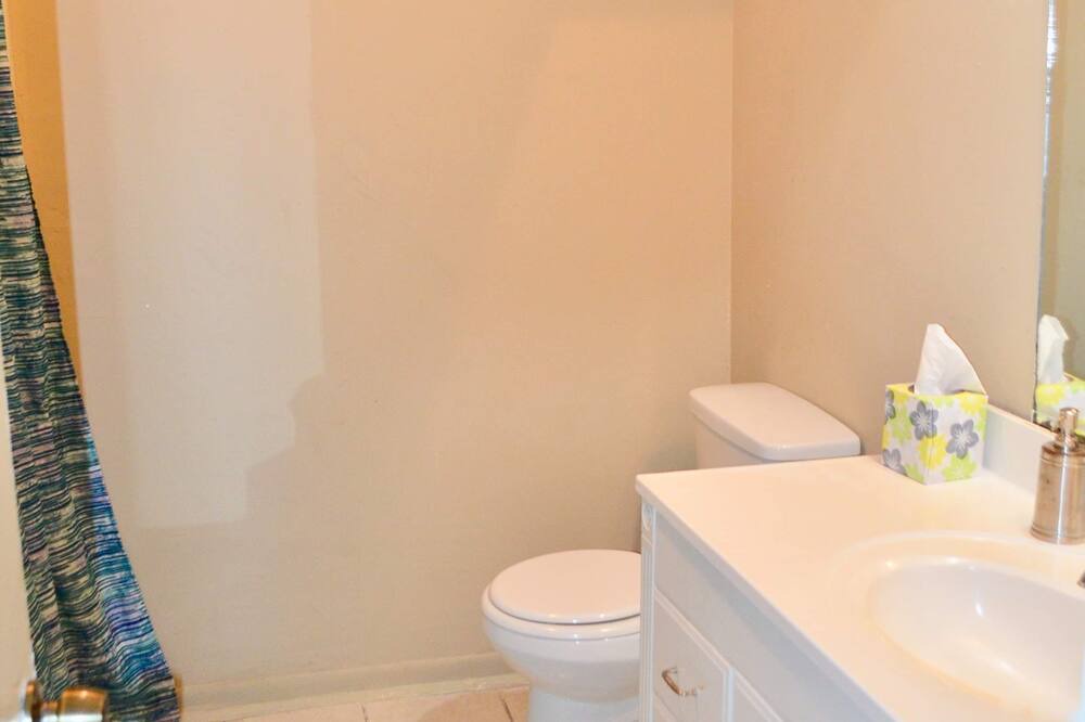 Photo of Bathroom in Missouri City