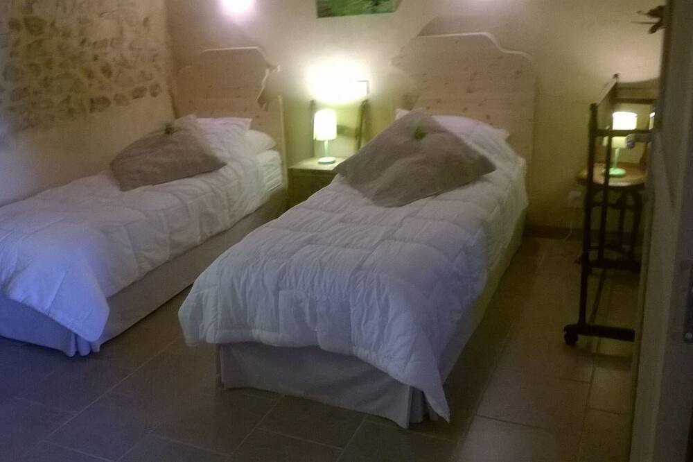 Photo of Bedroom in Allegre Les Fumades