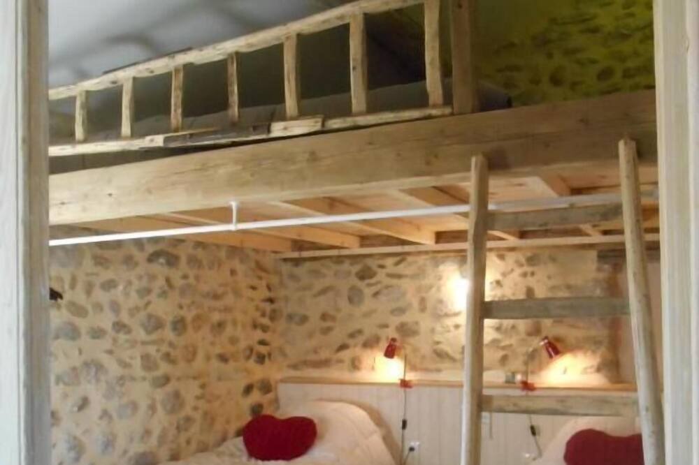 Photo of Bedroom in Allegre Les Fumades