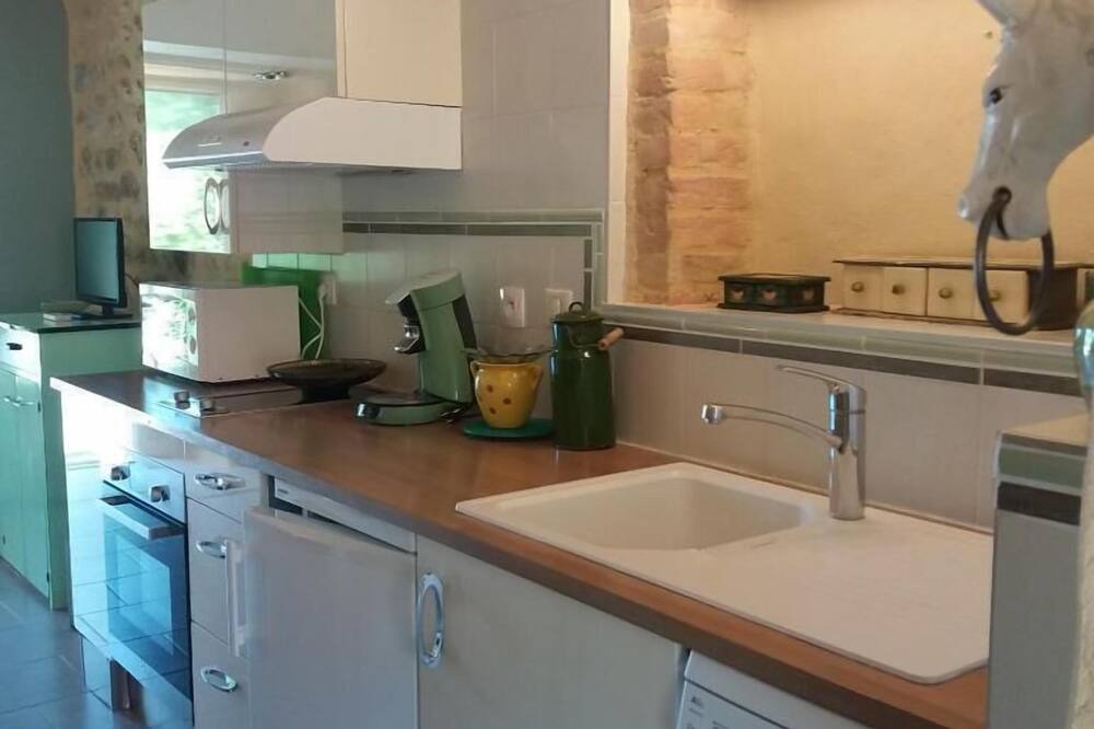 Photo of Kitchen in Allegre Les Fumades