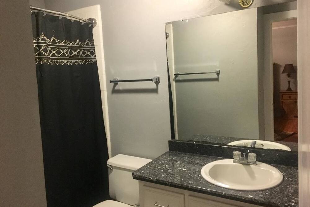 Photo of Bathroom in Forest Park