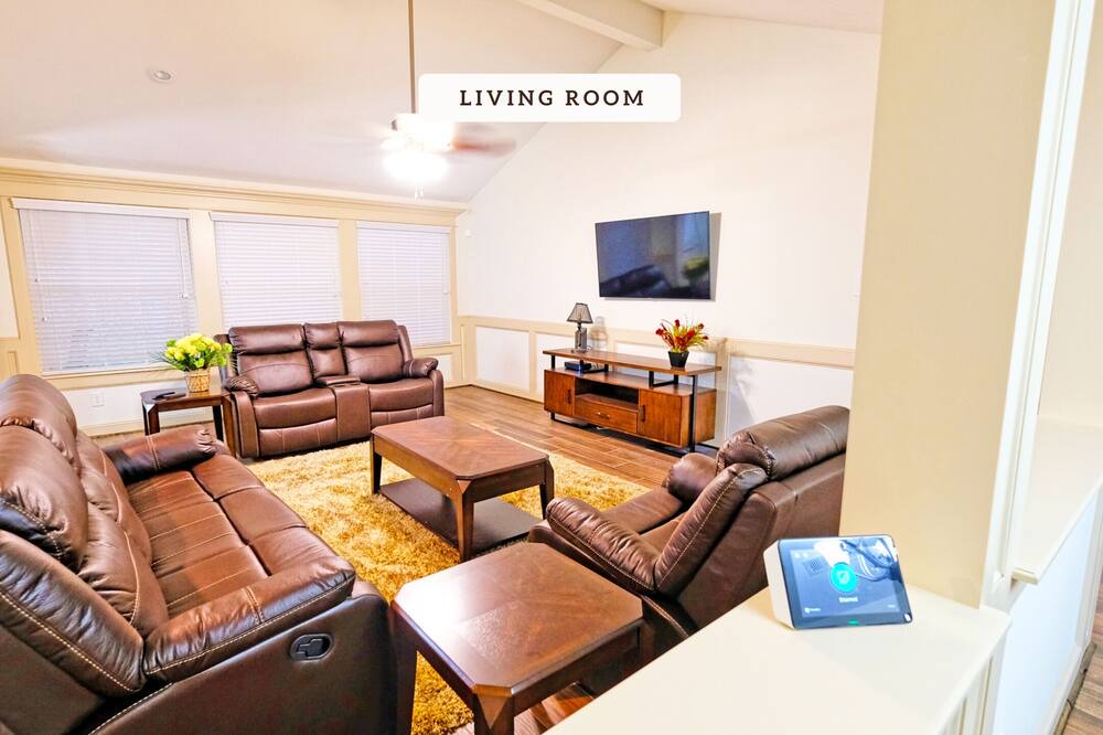 Photo of Livingroom in Atascocita