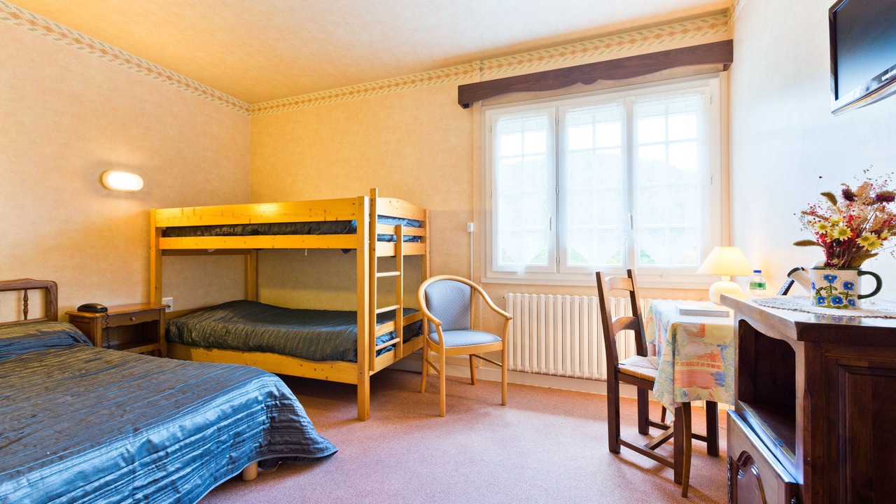Photo of Bedroom in Miremont