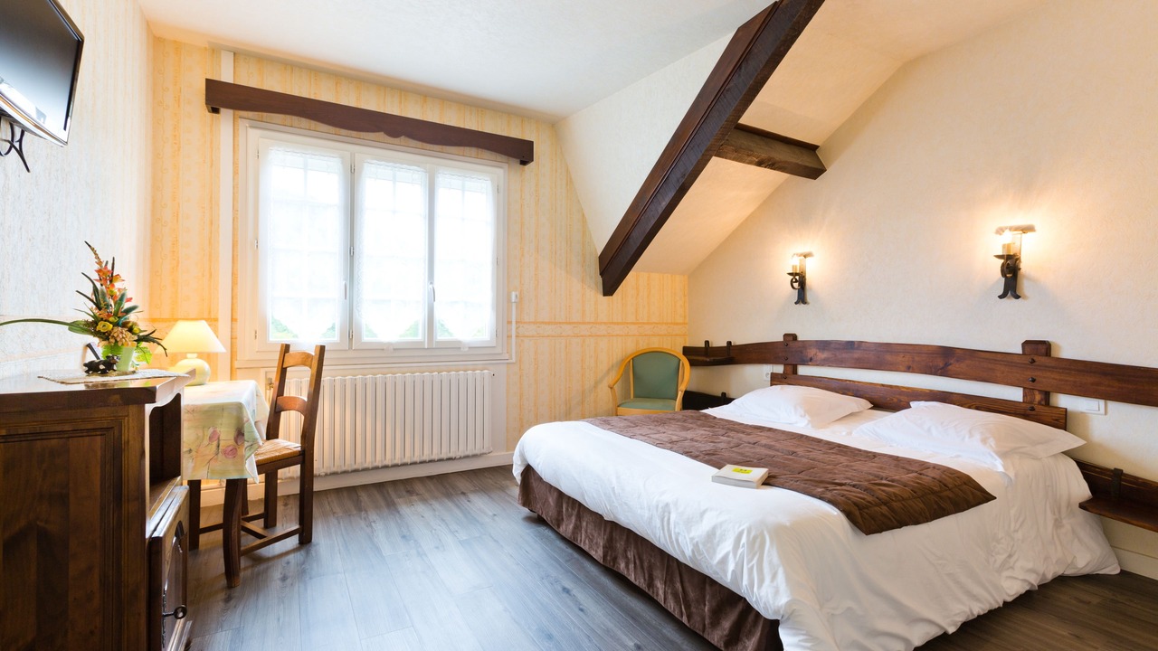 Photo of Bedroom in Miremont