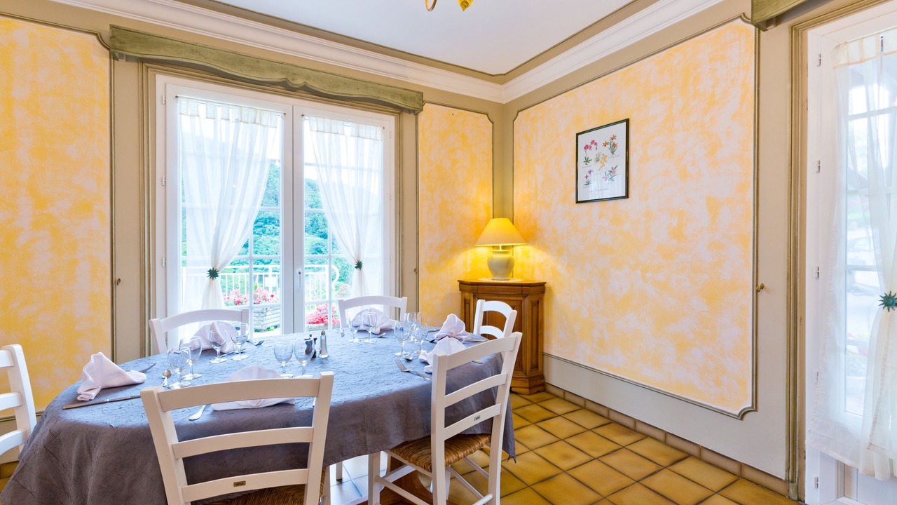 Photo of Others in Miremont