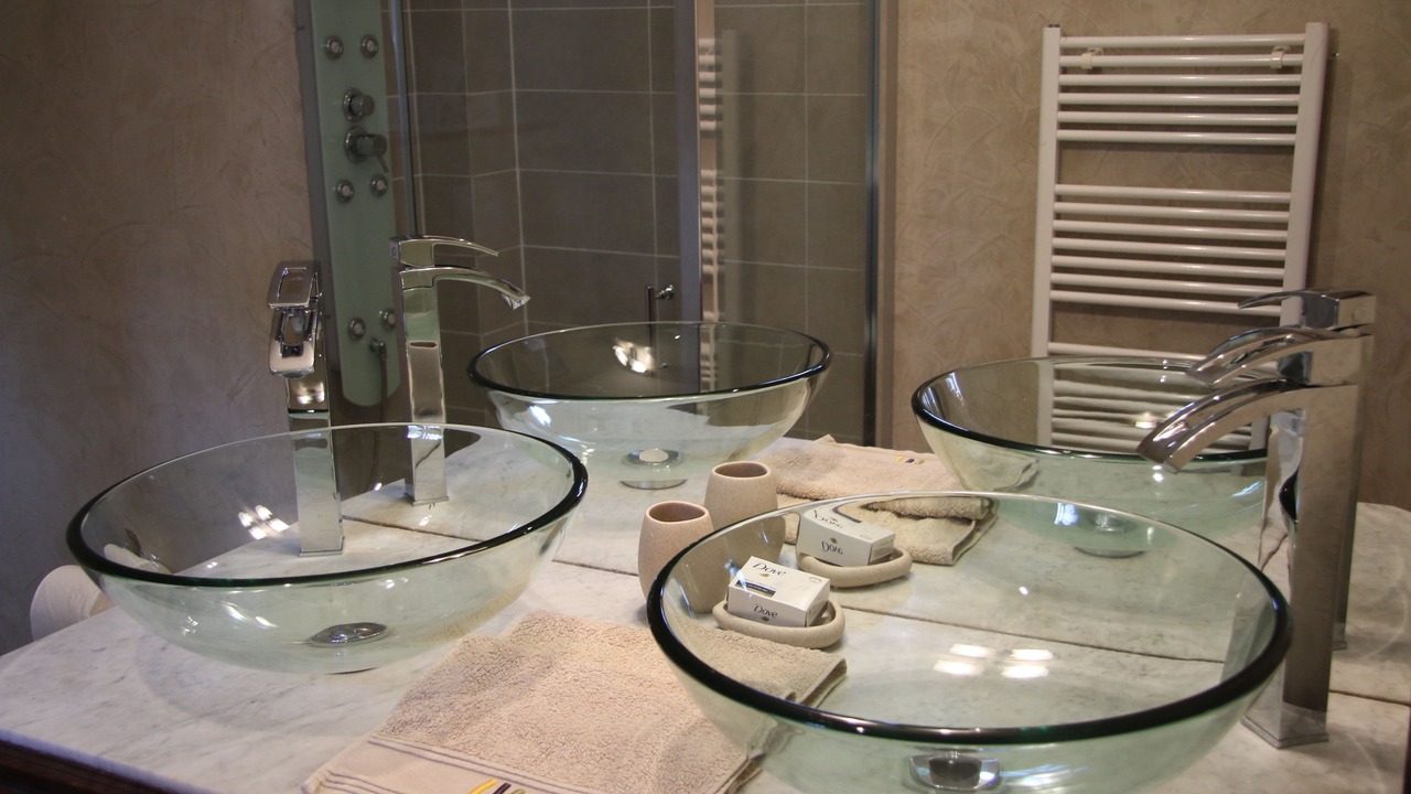Photo of Bathroom in Combas