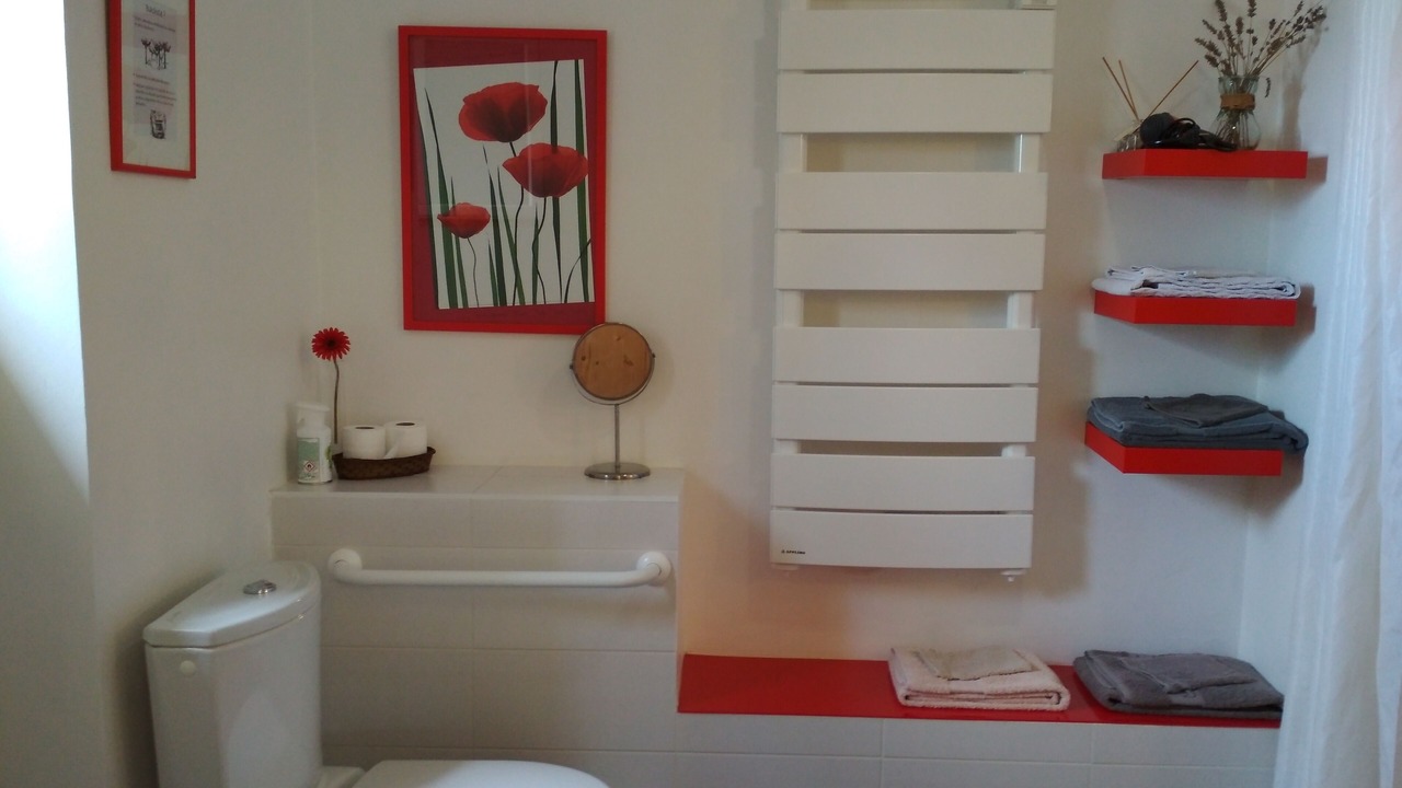 Photo of Bathroom in Charancieu