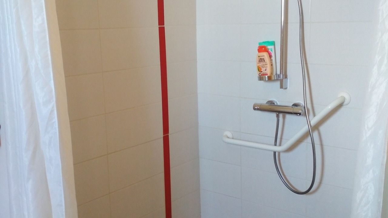 Photo of Bathroom in Charancieu