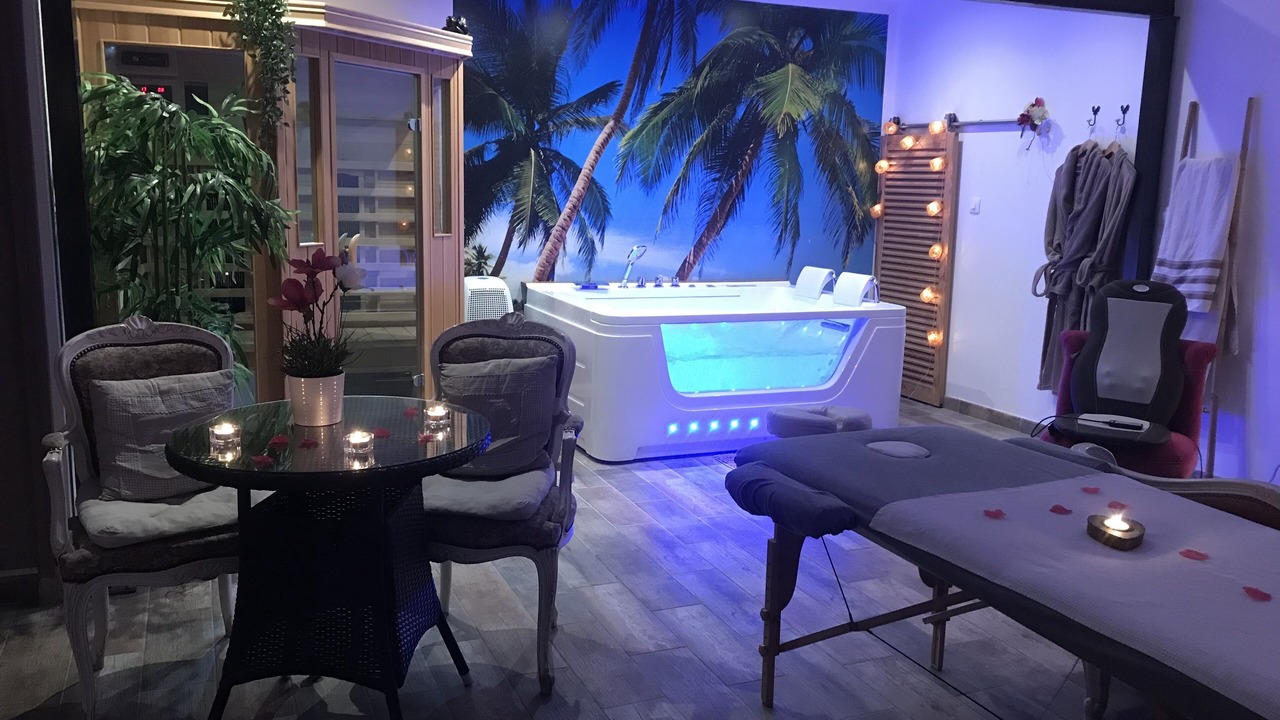 Photo of Others in Senas