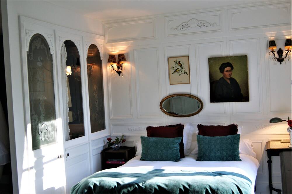 Photo of Bedroom in Fourneville