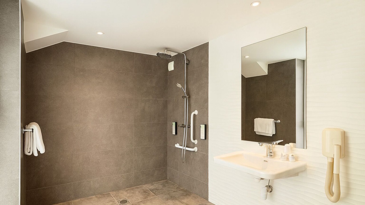Photo of Bathroom in Fontainebleau
