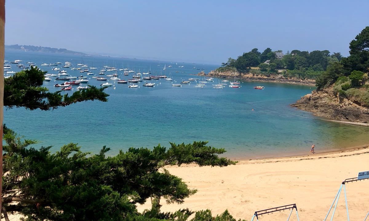 Photo of Bedroom in Saint-Briac-sur-Mer