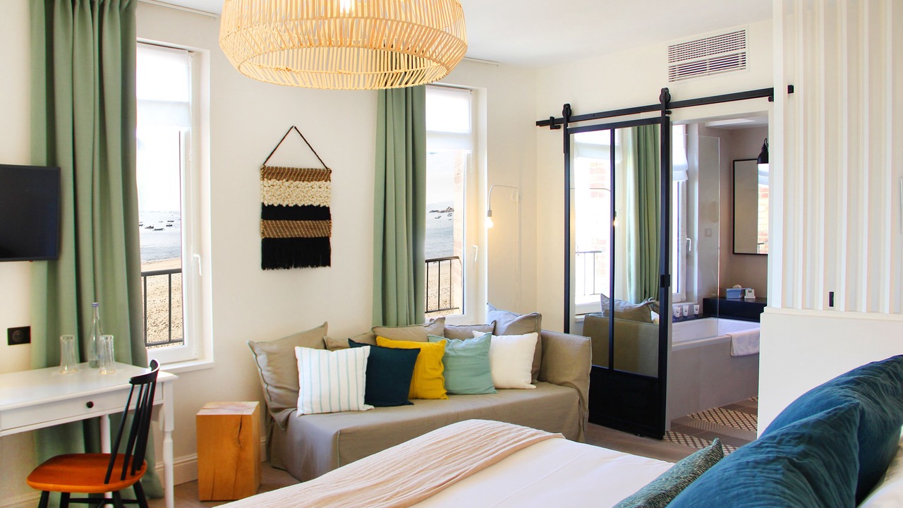 Photo of Bedroom in Saint-Briac-sur-Mer