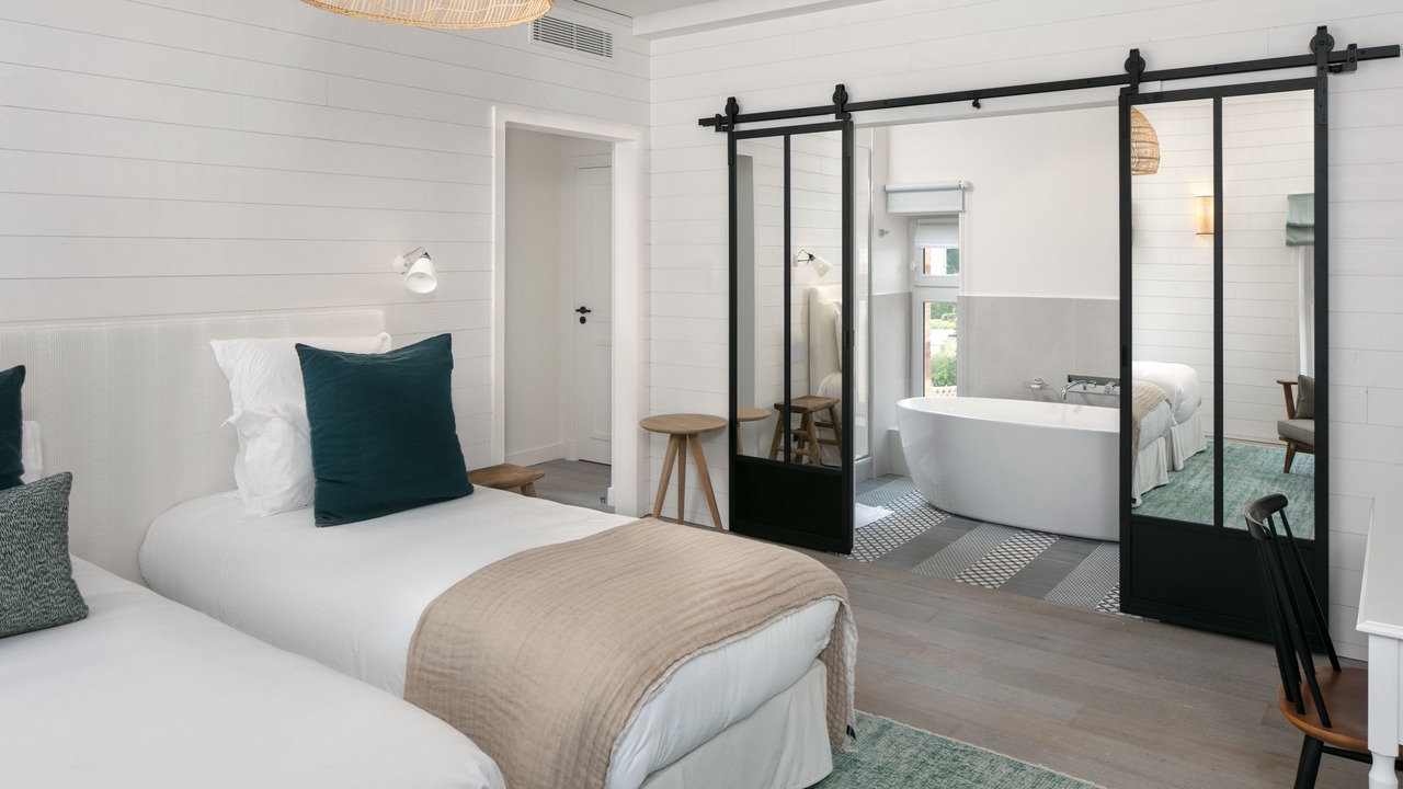 Photo of Bedroom in Saint-Briac-sur-Mer