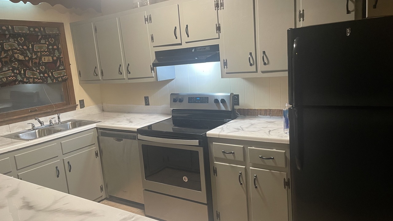 Photo of Kitchen in Beech Mountain