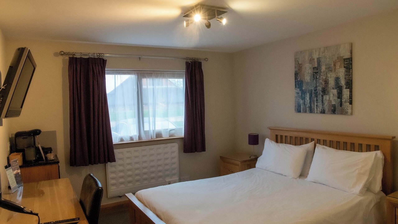 Photo of Bedroom in Moulsoe