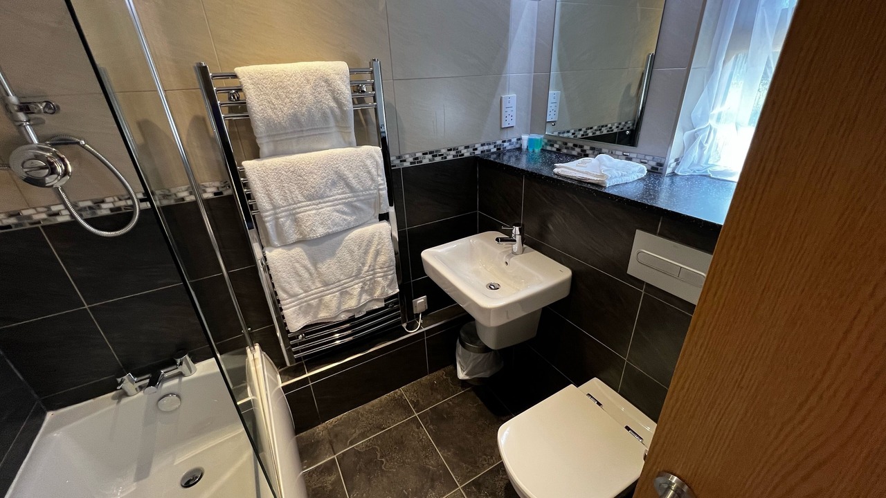 Photo of Bathroom in Moulsoe