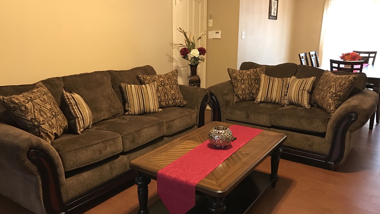 Photo of Livingroom in Spring