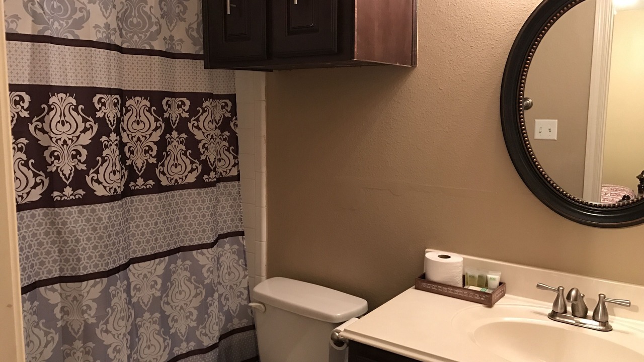 Photo of Bathroom in Spring