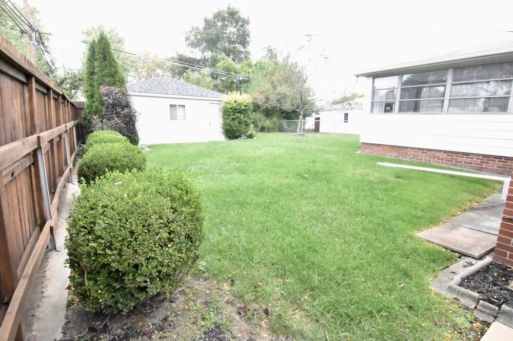 Photo of Others in Harper Woods