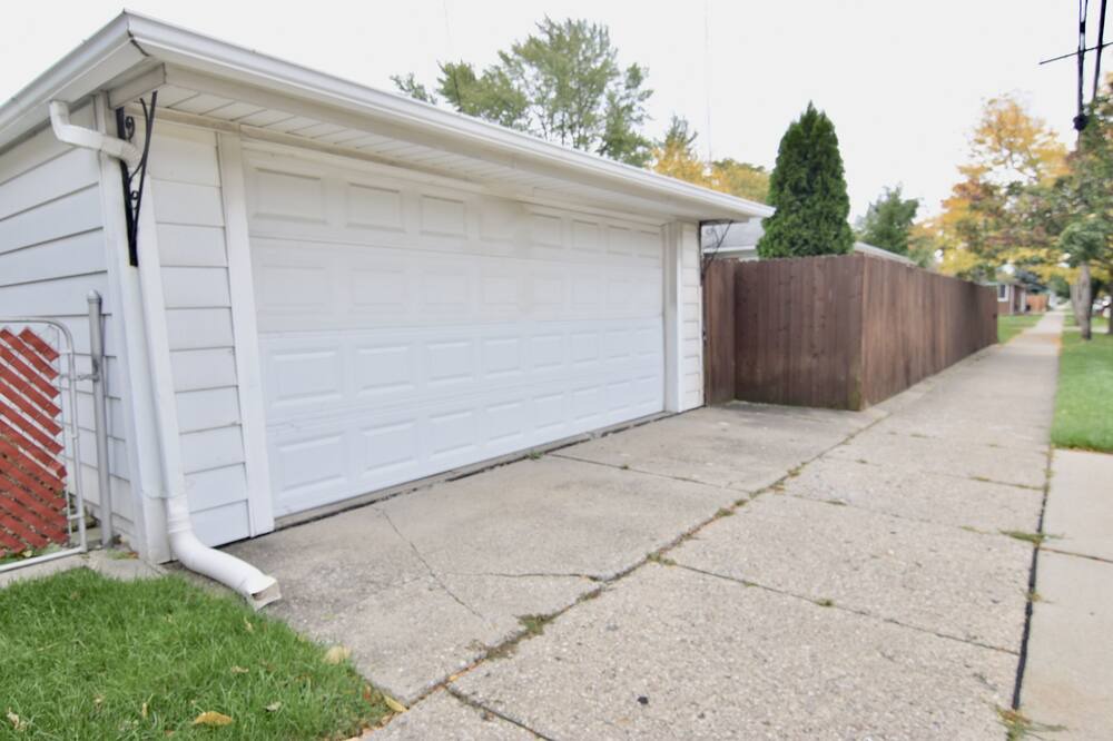 Photo of Others in Harper Woods