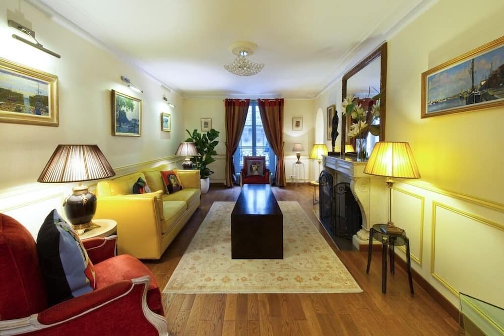 Photo of Bedroom in Saint-Thomas-d'Aquin