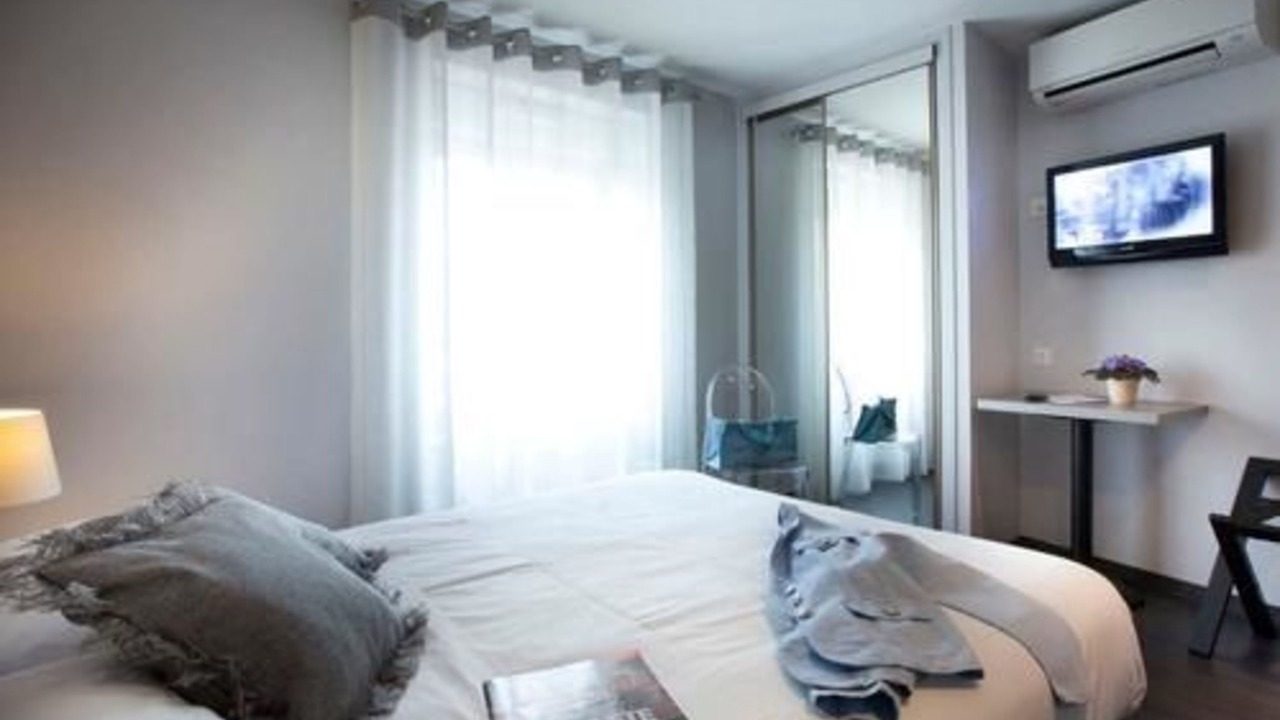 Photo of Bedroom in Villefranche-de-Rouergue
