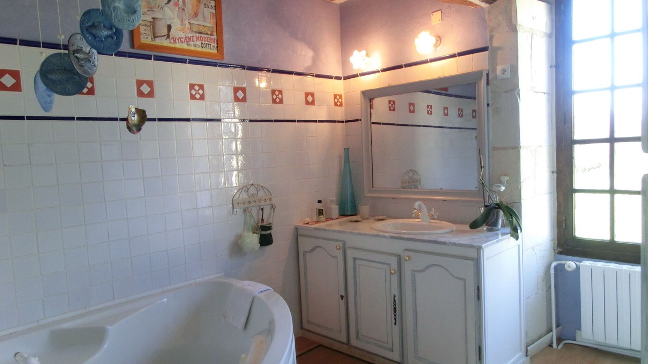 Photo of Bathroom in Charnizay