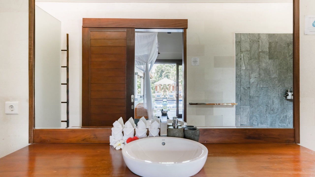 Photo of Bathroom in Jungut Batu