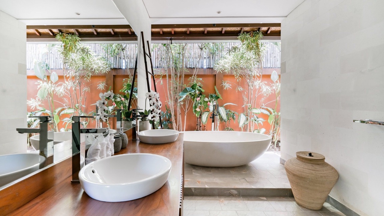 Photo of Bathroom in Jungut Batu