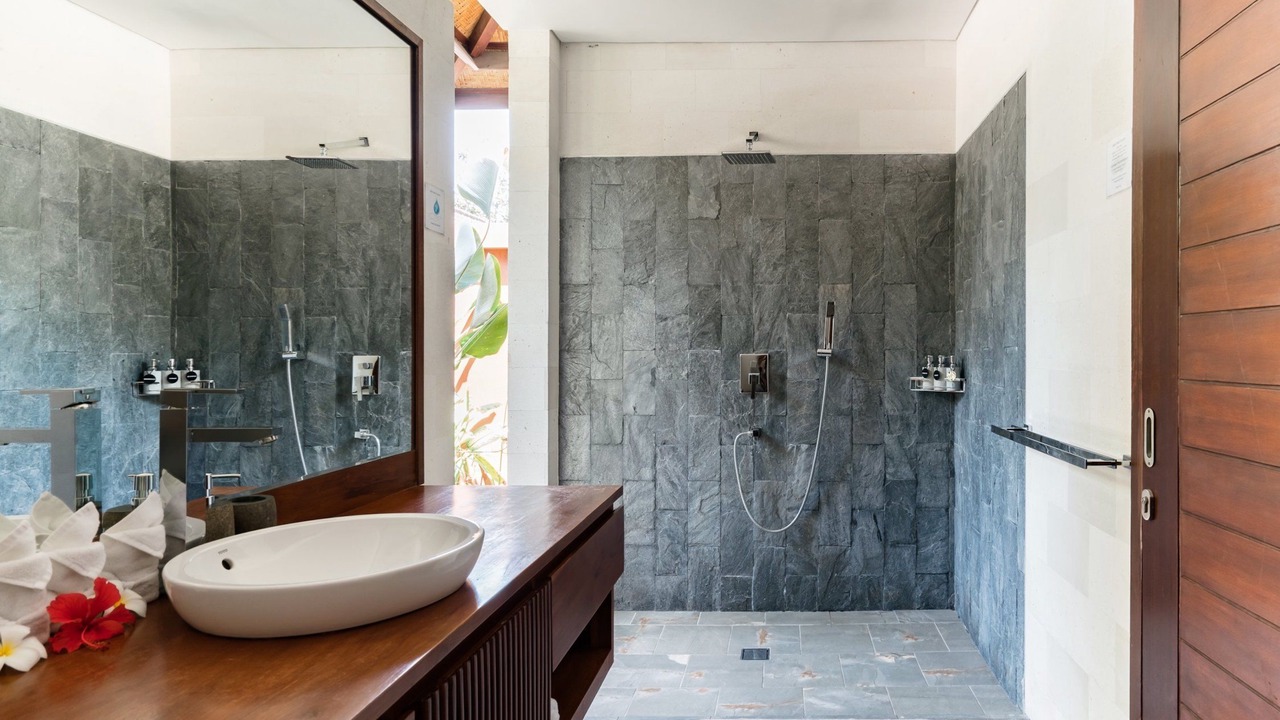 Photo of Bathroom in Jungut Batu