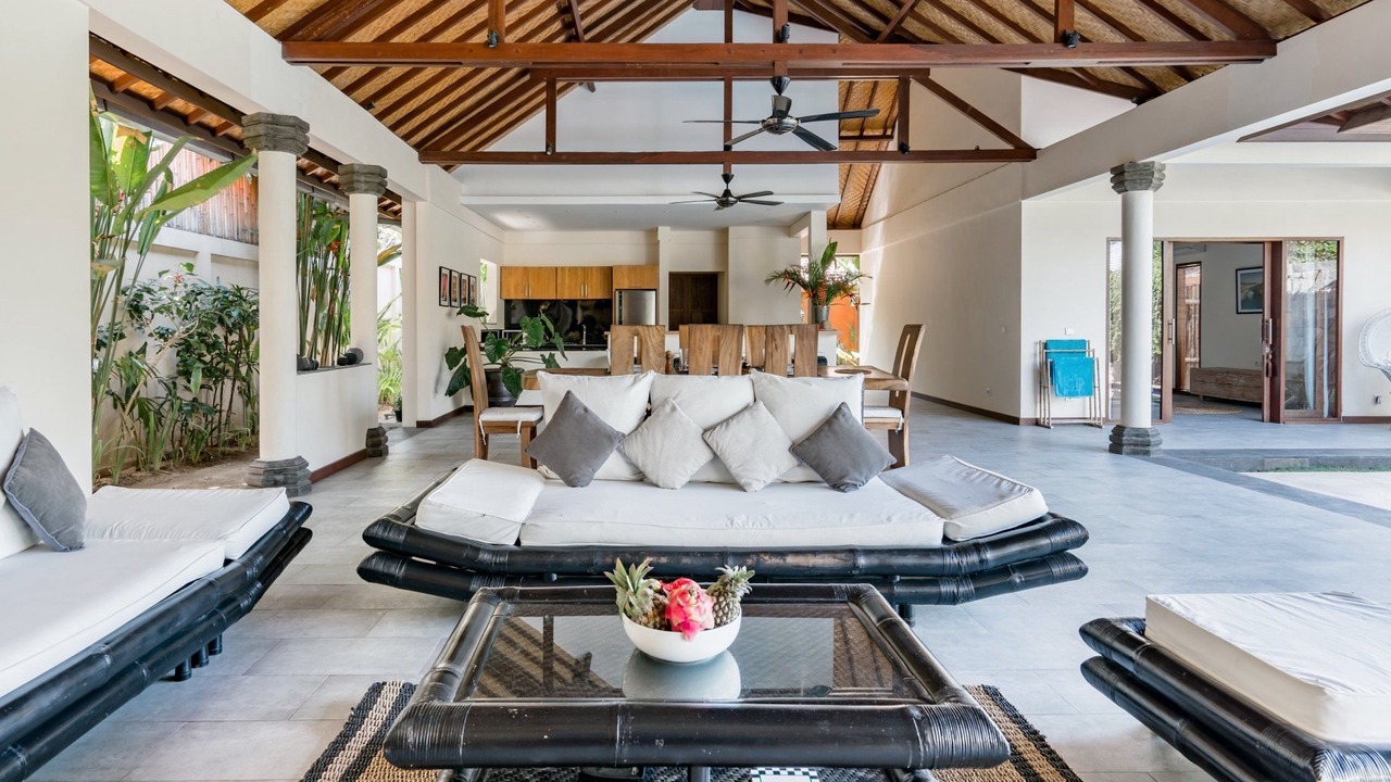 Photo of Others in Jungut Batu