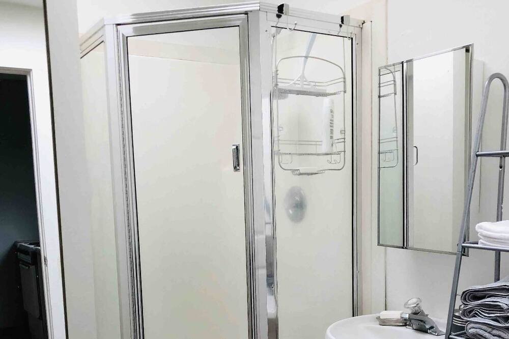 Photo of Bathroom in Bethel-Danebo