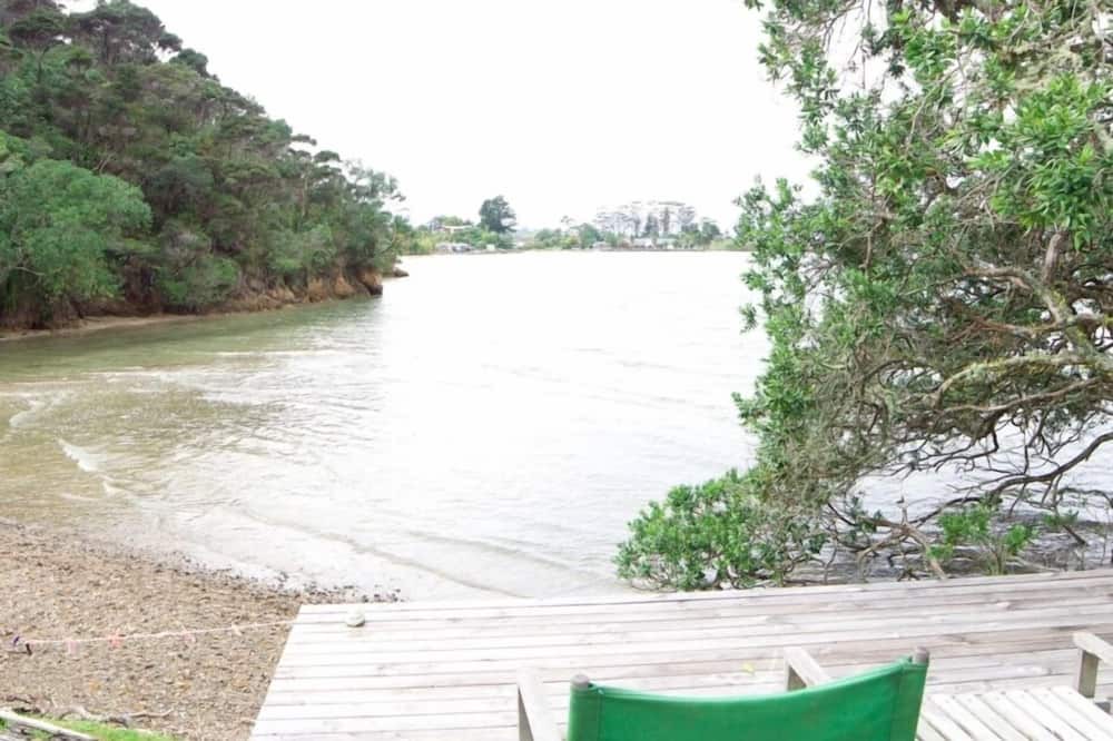 Photo of Others in Te Tii