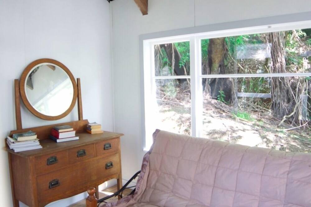 Photo of Others in Te Tii