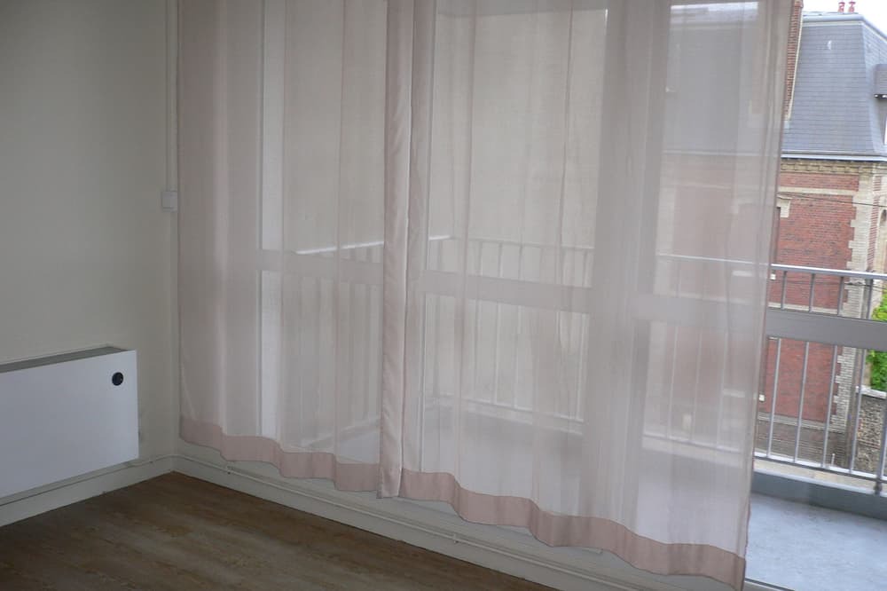 Photo of Bedroom in Bois-Guillaume