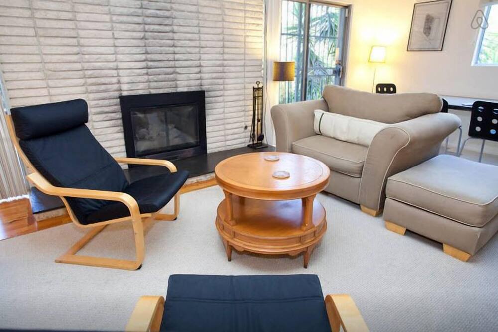 Photo of Livingroom in Silver Lake