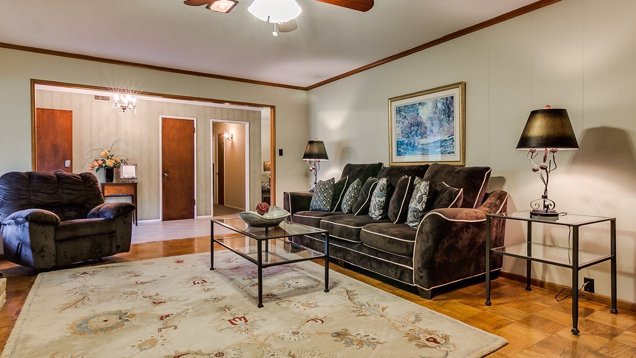 Photo of Livingroom in Central Oklahoma City
