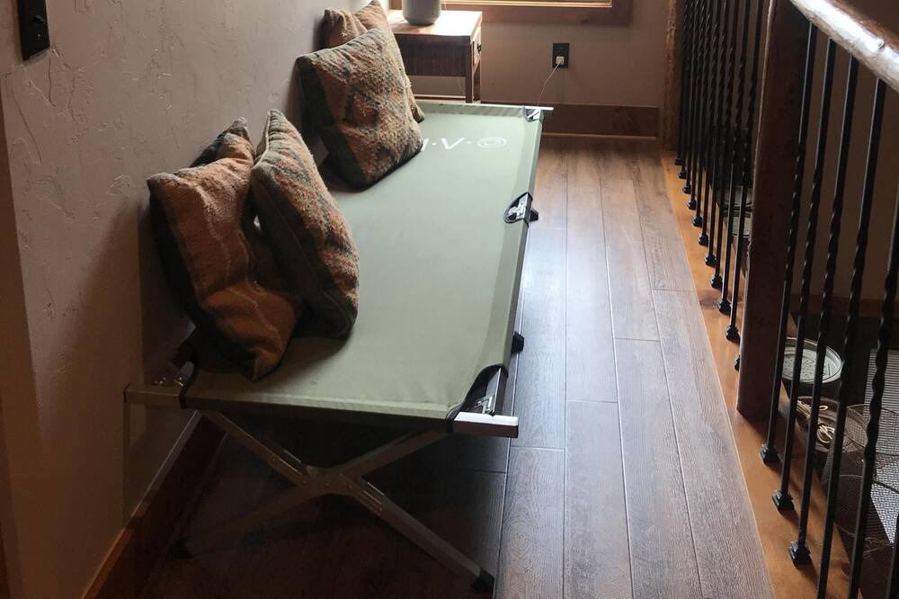 Photo of Bedroom in Checotah