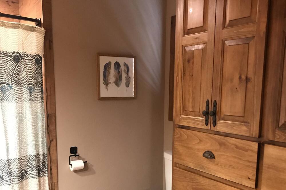 Photo of Bathroom in Checotah