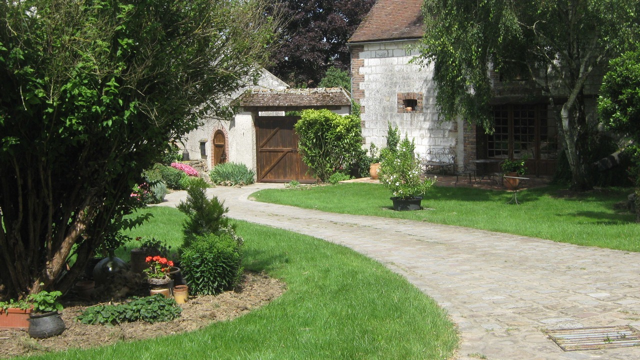 Photo of Outdoor in Plessis-Saint-Jean