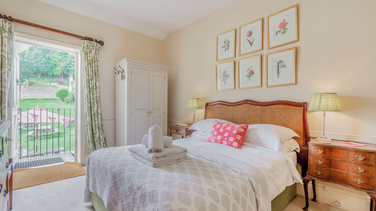 Photo of Bedroom in East Dean and Friston