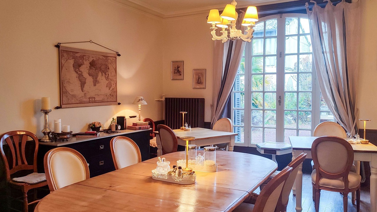 Photo of Others in Antrain