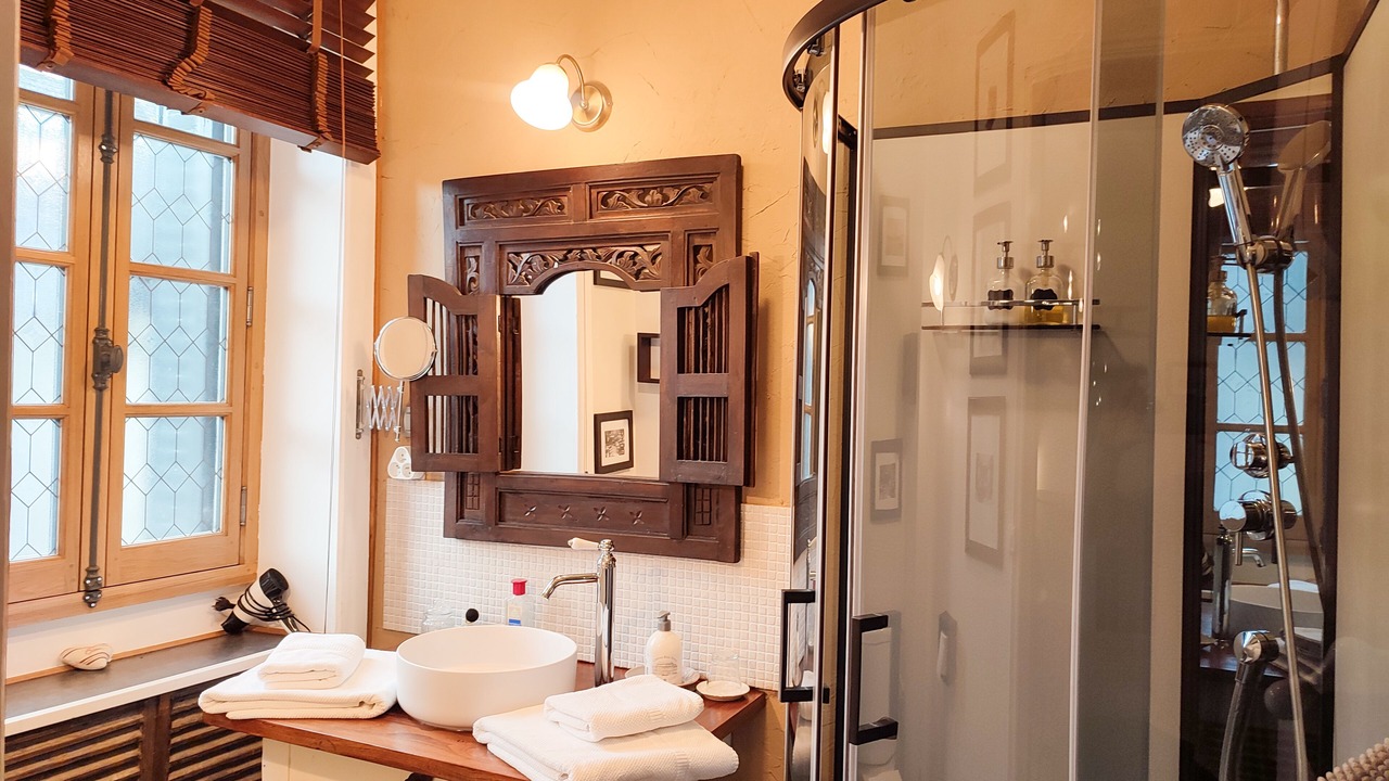 Photo of Bathroom in Antrain