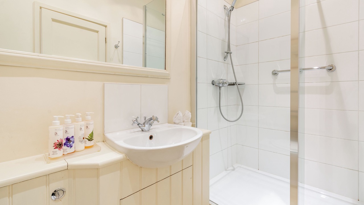 Photo of Bathroom in East Dean and Friston