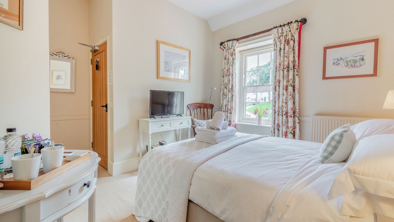 Photo of Bedroom in East Dean and Friston