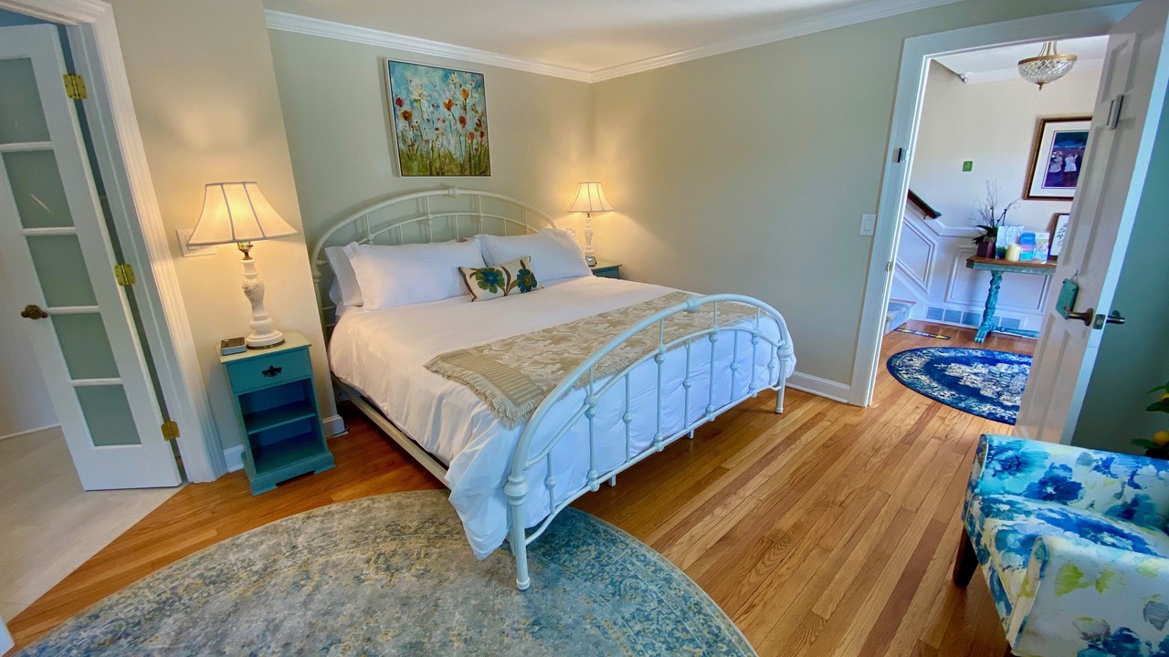 Photo of Bedroom in Madison Center