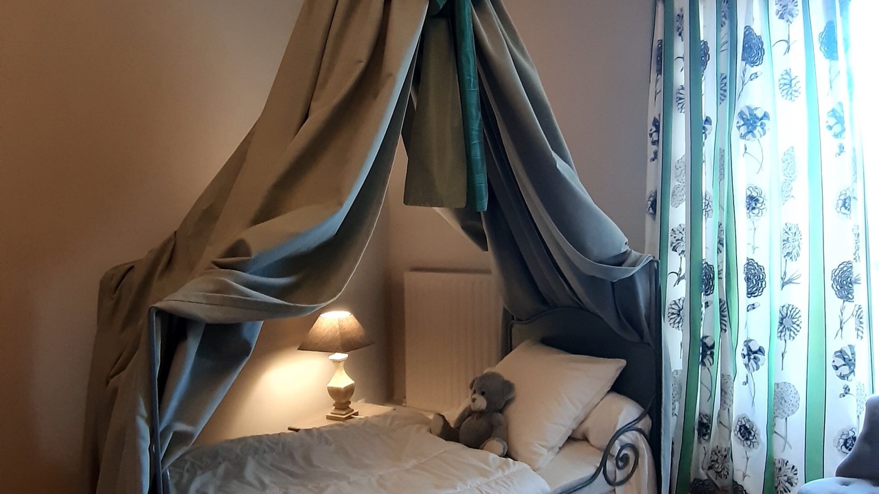 Photo of Bedroom in Montreuil-Bellay